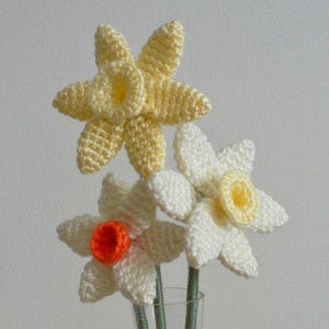 Daffodils CROCHET PATTERN digital PDF file download