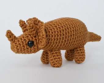 Triceratops - amigurumi dinosaur CROCHET PATTERN digital PDF file download