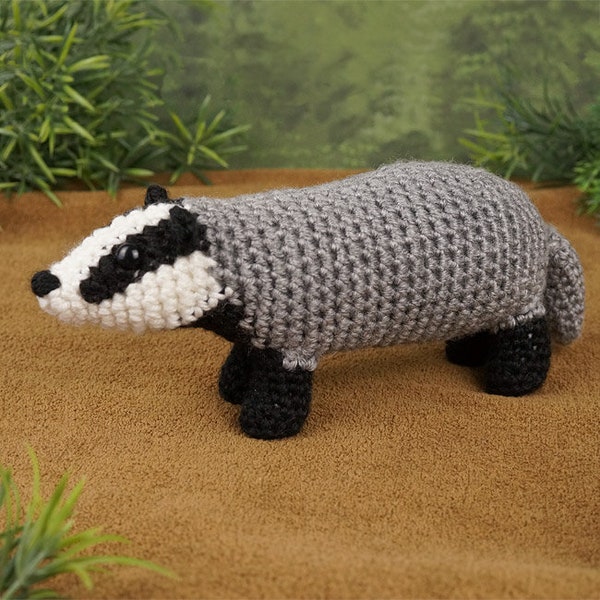 Badger amigurumi CROCHET PATTERN digital PDF file download - European or Eurasian Badger