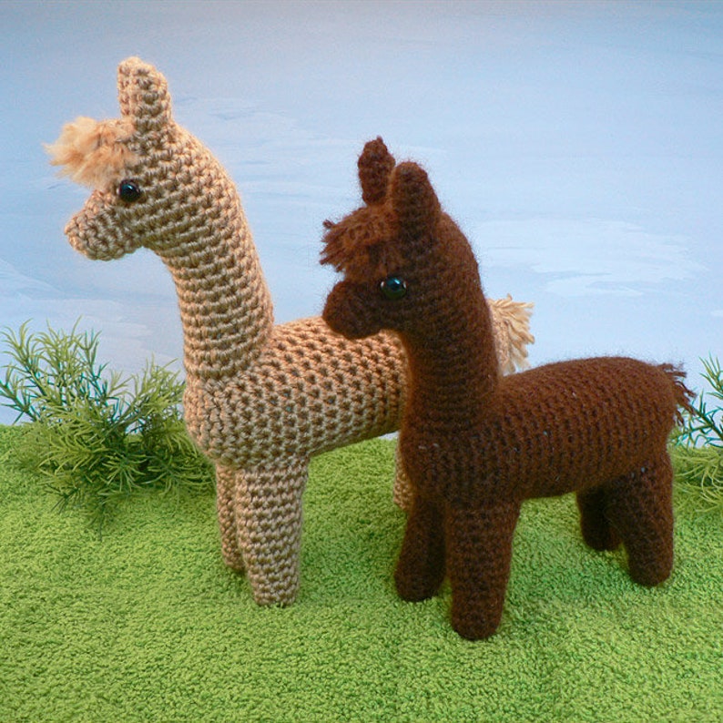 Alpaca amigurumi CROCHET PATTERN digital PDF file download, make an alpaca or llama image 6