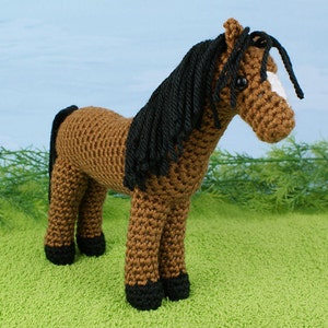 Horse amigurumi CROCHET PATTERN digital PDF file download