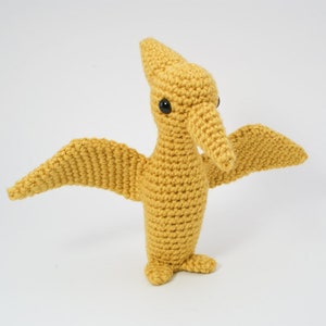Pteranodon - amigurumi dinosaur CROCHET PATTERN digital PDF file download