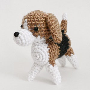 AmiDogs Beagle amigurumi dog CROCHET PATTERN digital PDF file download