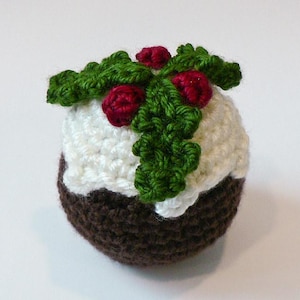 Christmas Pudding CROCHET PATTERN digital PDF file download