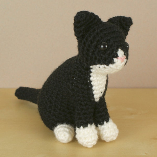 AmiCats Tuxedo Cat - amigurumi cat CROCHET PATTERN digital PDF file download