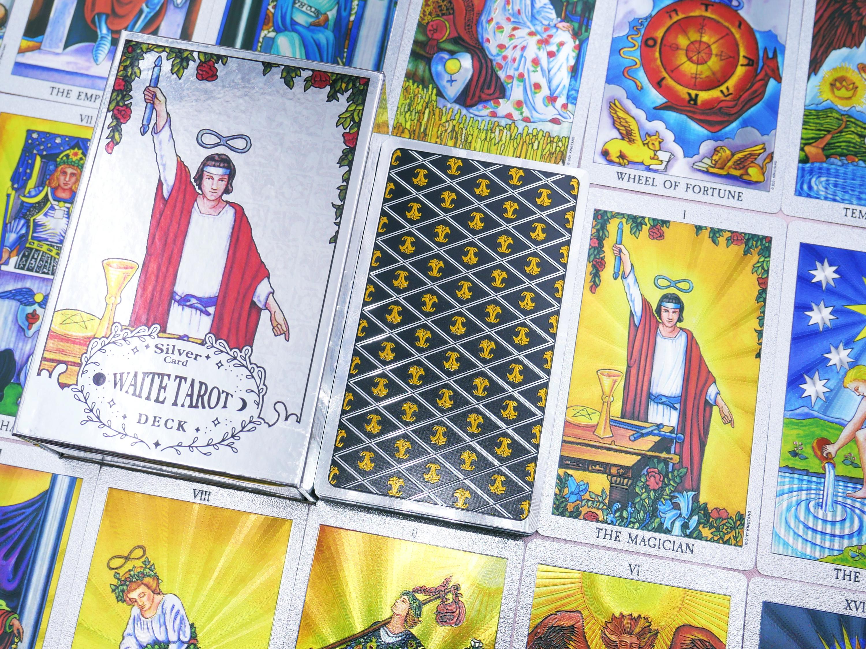holographic tarot cards rider waite 1 Box Classic Card Board Game With Flash Holographic Tarot Cards Deck for Beginners And Collectors hidden fears and desires Holographic Tarot Card Deck 78