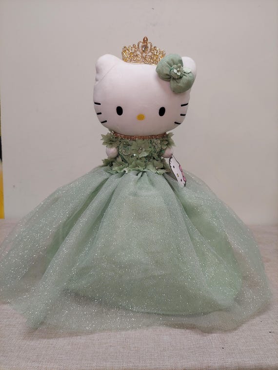 hello kitty green dress Muñeca Quinceañera/sweet 16 Kitty. Vestido Verde Salvia Claro YOUNGER