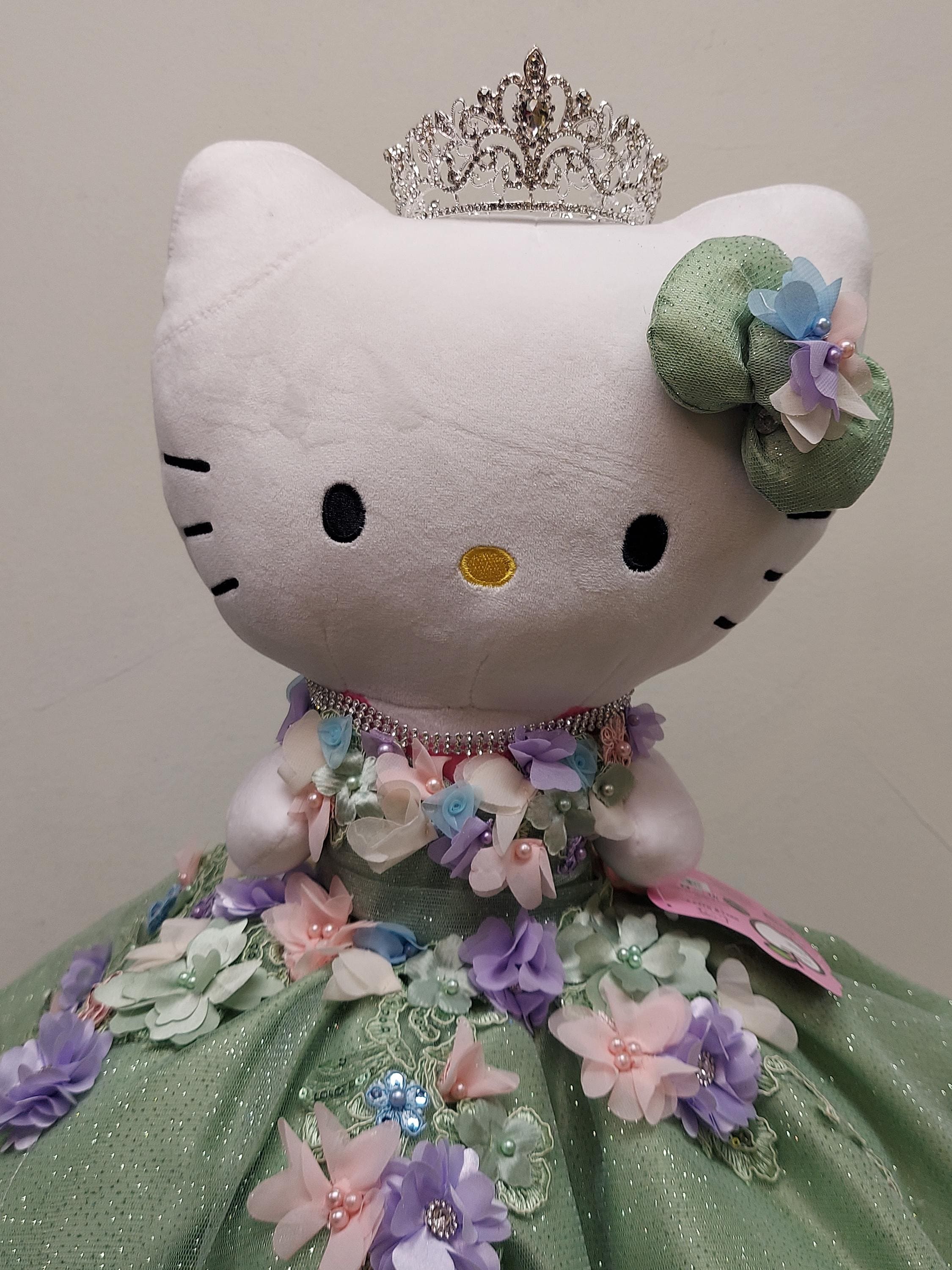 Quinceanera/sweet 16 Hello Kitty Doll. Custom Dress. - Etsy
