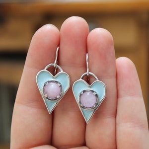 Sterling Silber Herz Ohrringe: Pastel Emaille, Kunzit Edelstein