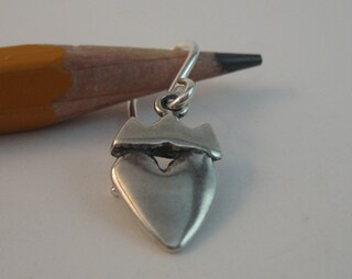 Orecchini A Cuore Claddagh In Argento Sterling 925 - Gioielli Irlandesi Con Velluto