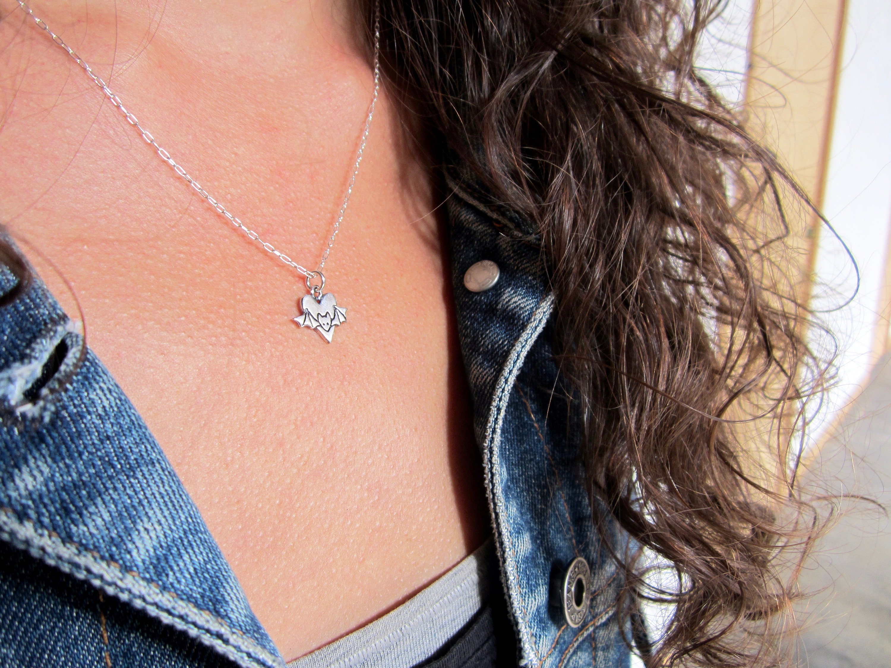 Set di collane a forma di pipistrello in argento sterling per madre e figlia - Gioielli con ciondoli coordinati - Italia