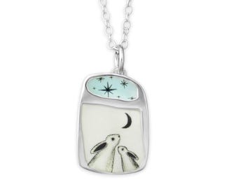 Sterling Silber Hase Halskette: Emaille Mond & Sterne Anhänger
