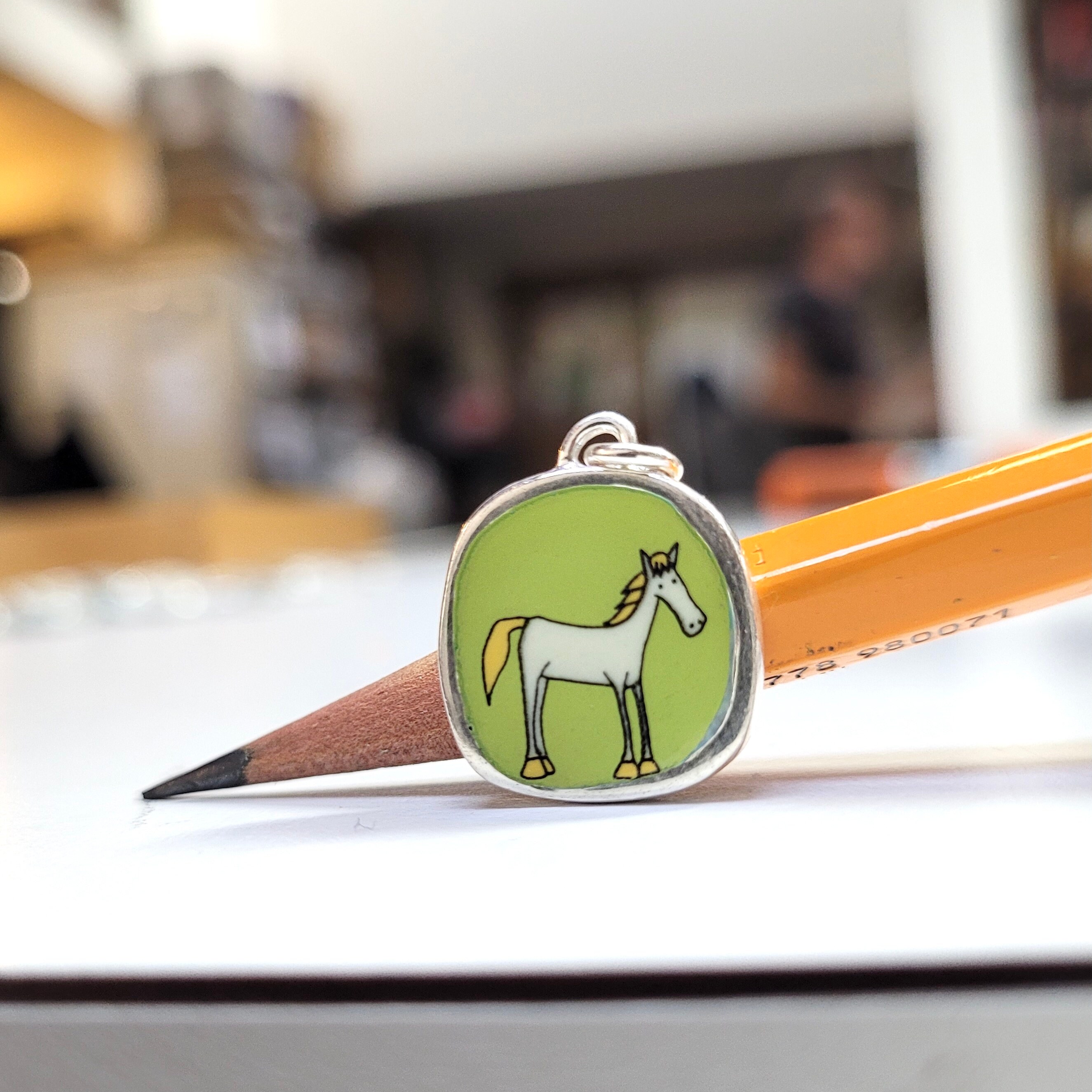 WCRAZYE Collana Con Ciondolo Cavallo Portafortuna - Gioiello Equestre Donna - Regalo Personalizzato Per Amanti Dei Cavalli