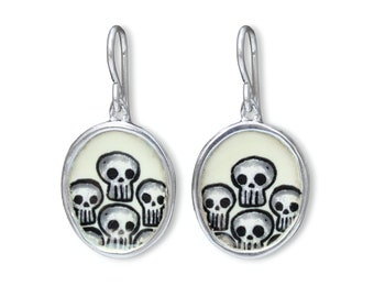 Sterling Silver Skull Earrings made with Vitreous Enamel - Skull  Jewelry