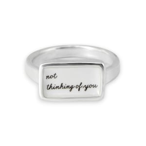 &quot;Not thinking of you&quot;-ring van sterlingzilver en geëmailleerd in maat 5 t/m 11 - Breakup Divorce Heartache Self Healing Jewelry
