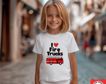 Camiseta juvenil "Me encantan los camiones de bomberos" / Camiseta para entusiastas de los bomberos / Camiseta unisex para niños / Regalo para amantes de los camiones de bomberos