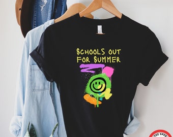 Camiseta con grafiti de los 80 "School's Out": camiseta retro de verano
