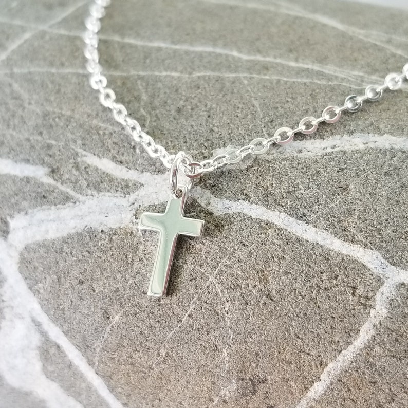 Small Silver Cross Necklace Tiny Cross on Custom Length Silver Chain with Lobster Clasp Birthstone Option First Communion Bild 1