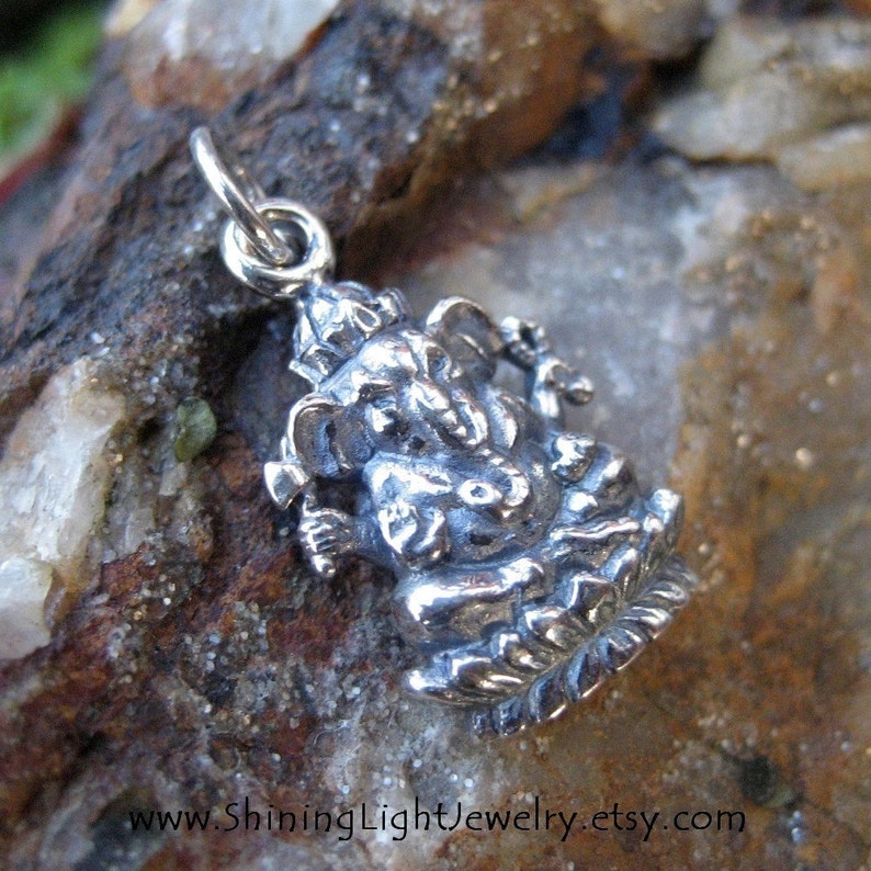 Sterling Silver Ganesh Charm Necklace – Ganesha Pendant – Hindu God of Wisdom – Remover of Obstacles – Spiritual Meditation Jewelry bild 1