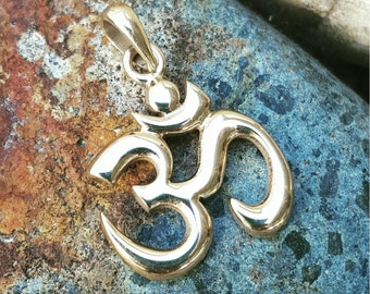 Bronze Om Charm - Yoga Jewelry - Polished Natural Bronze Om Pendant - OHM - AUM Mala Charm