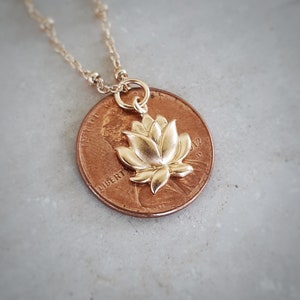 Charm lotus fleuri en or Vermeil Collier lotus en or Or 24 carats sur argent sterling Chaîne en or de longueur personnalisée en option image 5