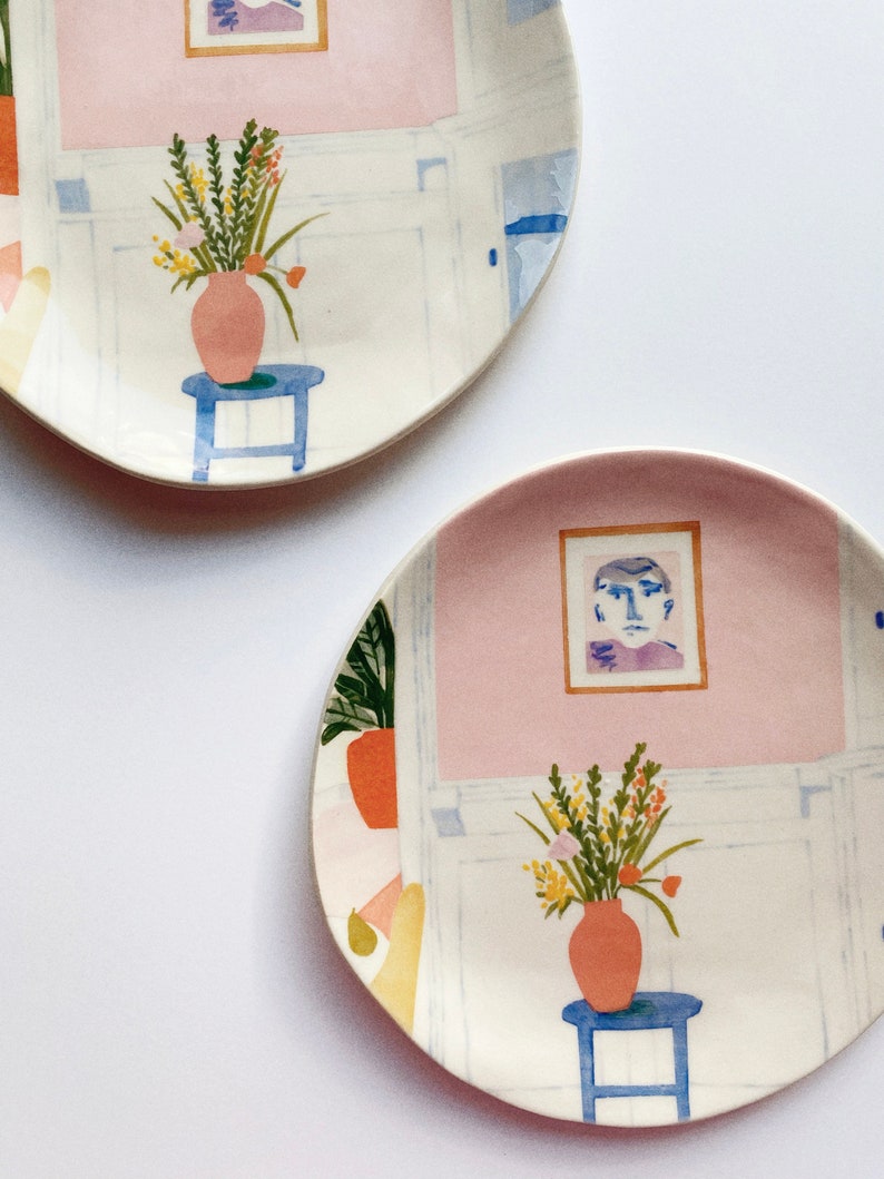 Hand-Painted Porcelain Decorative Wall Plates, Multi-Color Illustration, Handmade, Dishes image 1