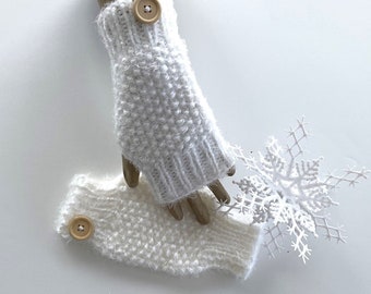 Mittens in Ivory, Fingerless Gloves, Fingerless Mittens, Wrist Warmers, Womens Gifts