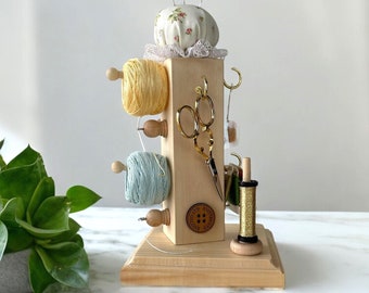 Soporte para hilo de bordar: soporte de costura de madera de tilo con alfiletero