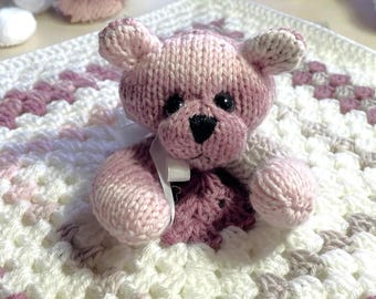 Oso de peluche de ganchillo, rosa, gris y blanco, manta hecha a mano, peluche para bebé, cuadrado de abuela