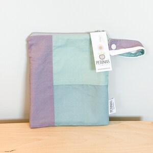 Bolsa húmeda pequeña para uso diario / Bolsa húmeda reutilizable para pañales de tela, viajes, natación, maquillaje y artículos de tocador / Almacenamiento ecológico / Patchwork