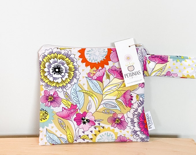 The ICKY Bag petite - wetbag - PETUNIAS by Kelly - grey bohemian floral