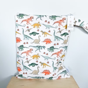 Extra Large Wet Bag for Cloth Diapers, Swim, Travel & Gym | XL Waterproof Reusable Wetbag | Zipper Closure | Machine Washable Bag