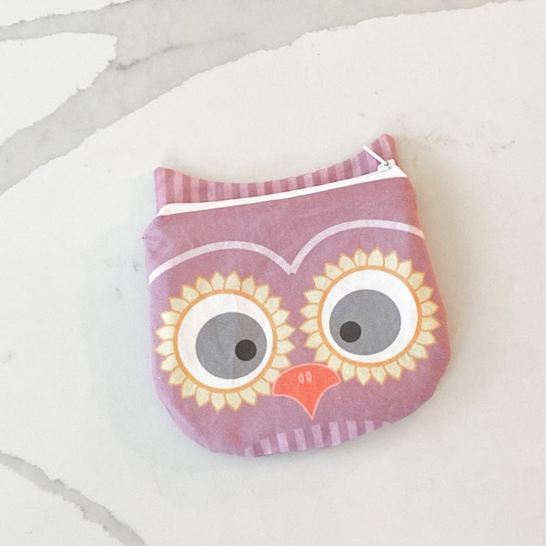 The ICKY Bag mini wetbag - animal zipper pouch - snack bag - PETUNIAS by Kelly - mauve owl