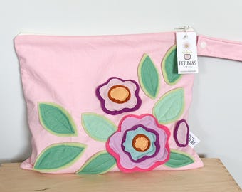 Medium Wet Bag | Reusable Wetbag for Diapers, Travel, Swim, Gym, Makeup, or Toiletries | Eco-Friendly Storage by PETUNIAS | Flower Applique