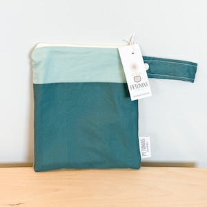 Bolsa húmeda pequeña para uso diario / Bolsa húmeda reutilizable para pañales de tela, viajes, natación, maquillaje y artículos de tocador / Almacenamiento ecológico / Patchwork