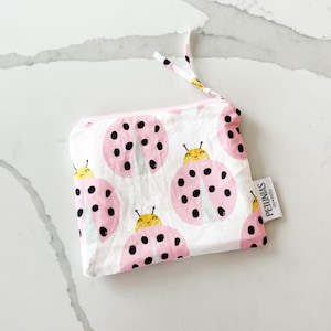 Mini bolsa húmeda, pequeña bolsa reutilizable, organizador de viaje para bocadillos, maquillaje, golosinas para mascotas, bolsa de pañales, artículos de tocador, bebé, regalos para Pascua, mariquita