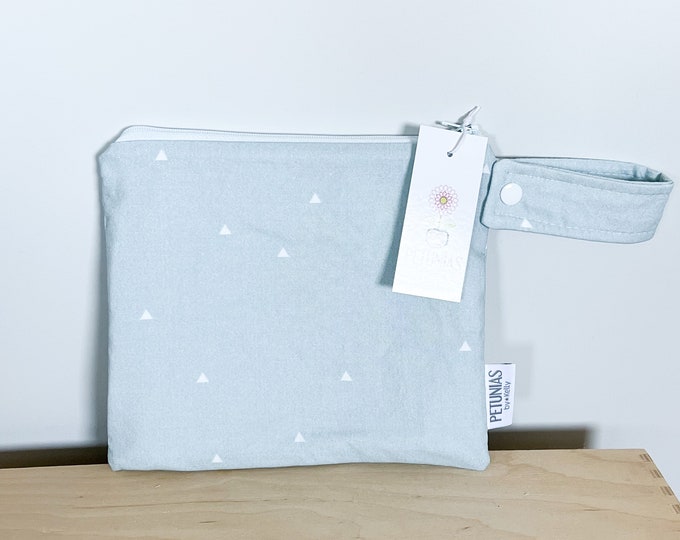 Small Wet Bag for Everyday Use | Reusable Wetbag for Cloth Diapers, Travel, Swim, Makeup & Toiletries | Eco-Friendly Storage | Blue Print