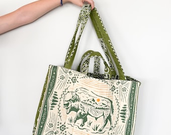 Oversized Buffalo Bandana Tote, Quilted Large Western Tote Bag, Cowgirl Carryall, Large Shoulder Bag, Everyday Bag, Gift, Paisley