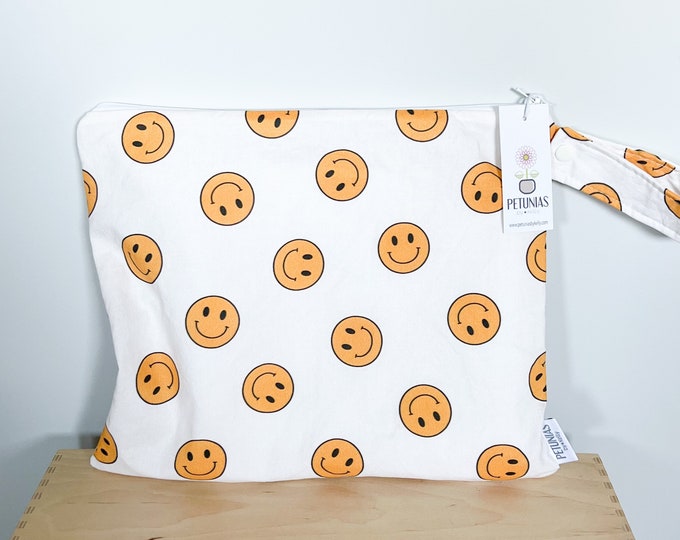 Medium Wet Bag for Everyday Use | Reusable Wetbag for Diapers, Travel, Swim, Gym, Makeup & Toiletries | Eco-Friendly Storage | Yellow Smile