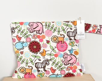 Medium Wet Bag for Everyday Use | Reusable Wetbag for Diapers, Travel, Swim, Gym, Makeup & Toiletries | Eco-Friendly Storage | Floral