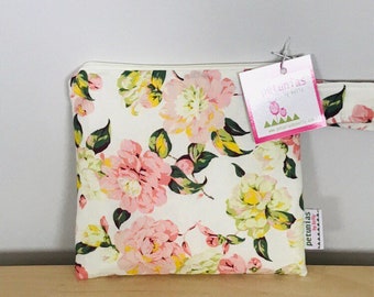 The ICKY Bag petite - wetbag - PETUNIAS by Kelly - blush floral SALE