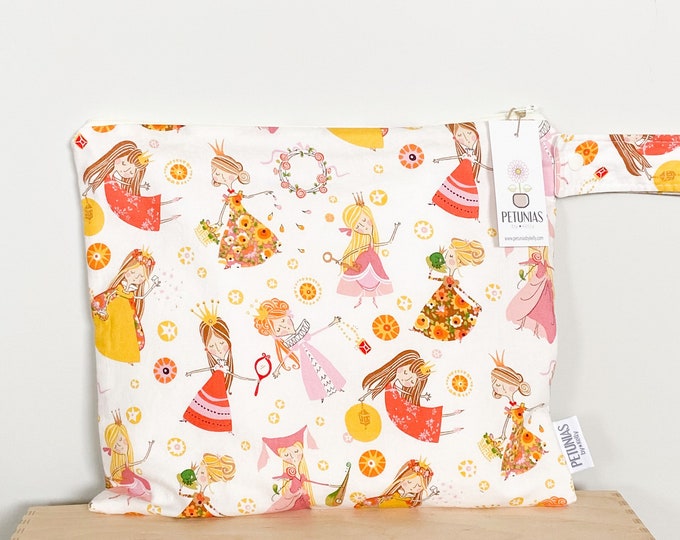 Medium Wet Bag for Everyday Use | Reusable Wetbag for Diapers, Travel, Swim, Gym, Makeup & Toiletries | Eco-Friendly Storage | Princess