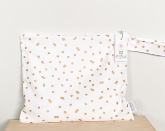 Medium Wet Bag for Everyday Use | Reusable Wetbag for Diapers, Travel, Swim, Gym, Makeup & Toiletries | Eco-Friendly Storage | Metallic Dot