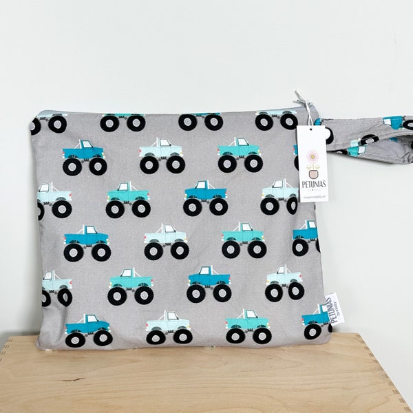 The ICKY Bag - wetbag - PETUNIAS di Kelly - Indie Designer Fabric Series - monster truck grigio blu