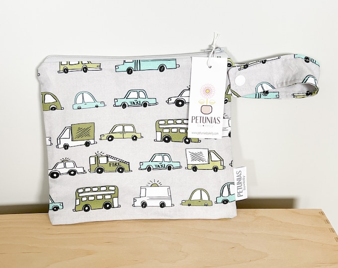 The ICKY Bag petite - wetbag - PETUNIAS by Kelly - Indie Designer Fabric Series - grey olive automobiles