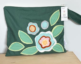Medium Wet Bag | Reusable Wetbag for Diapers, Travel, Swim, Gym, Makeup, or Toiletries | Eco-Friendly Storage by PETUNIAS | Flower Applique