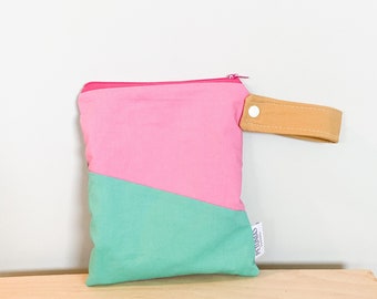 Small Wet Bag for Everyday Use | Reusable Wetbag for Cloth Diapers, Travel, Swim, Makeup & Toiletries | Eco-Friendly Storage | Color Block