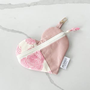 Bag Charm, Heart Zipper Pouch, Makeup Bag, Travel Cosmetic Bag, Small Toiletry Bag, Gift for Women & Girls, Purse Organizer, Zipper Pouch