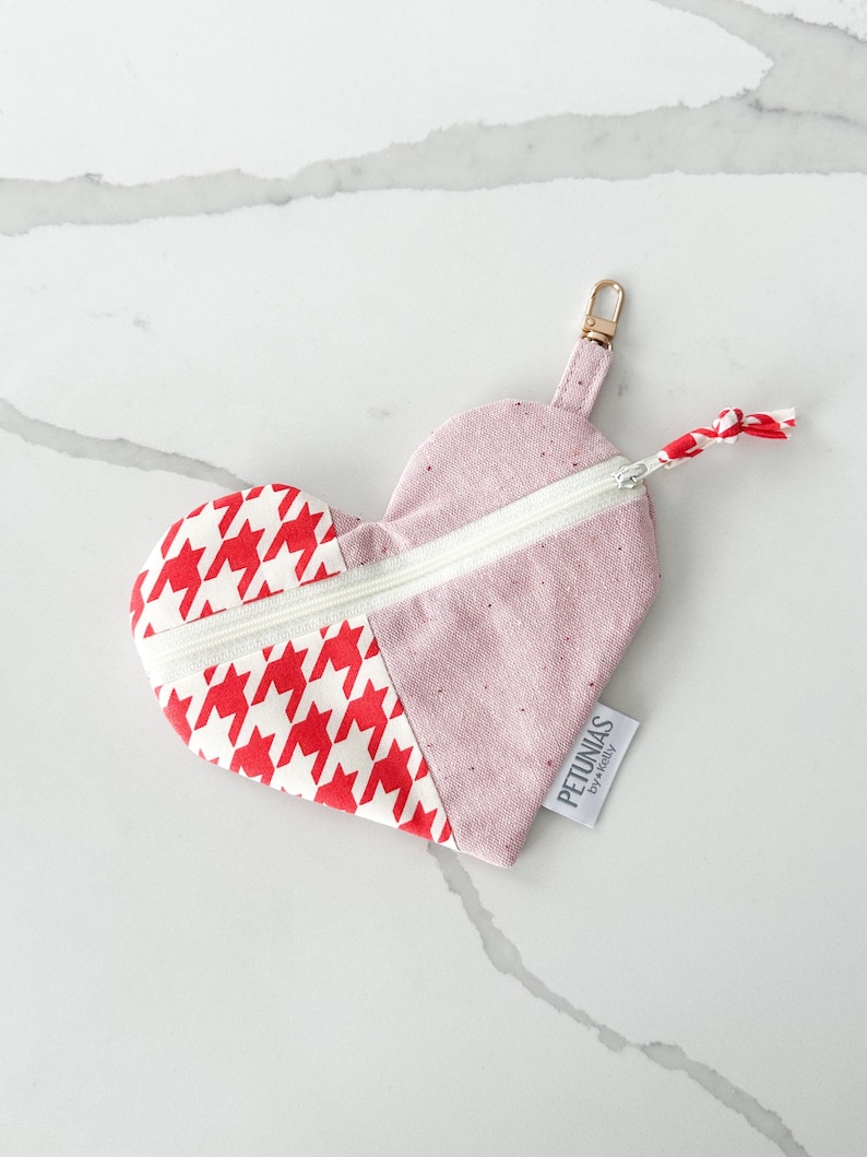 Petunia Zipper Pouch - Thumbnail 2