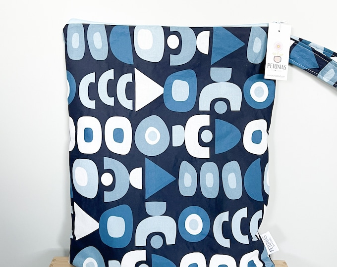 Extra Large Wet Bag | XL Wetbag for Cloth Diapers, Swim Gear, Travel, or Gym | The Icky Bag XL by PETUNIAS | Blue Geo Print